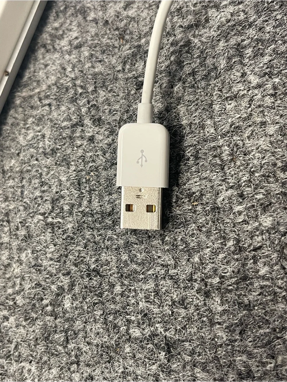 Apple Office Keyboard A1243 No. 2171 2 USB Ports